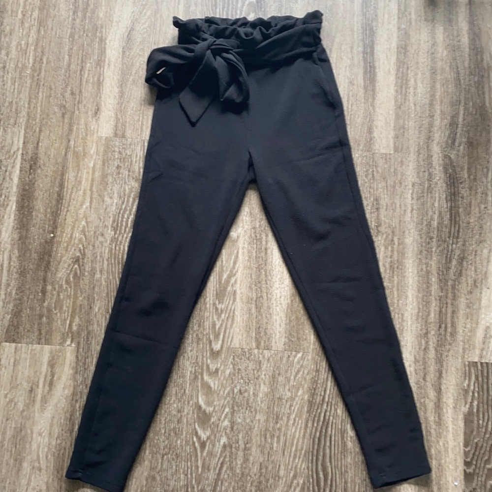 NWOT Paperbag Pants